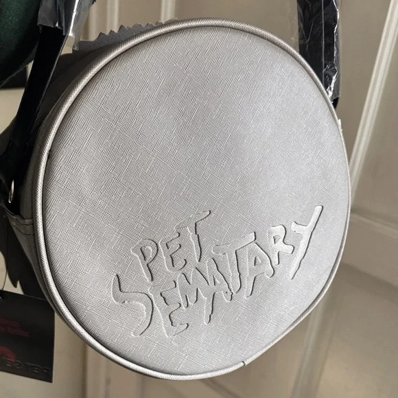 Vixen by Micheline Pitt Gray Cat Crossbody Bag - Picture 3 of 5